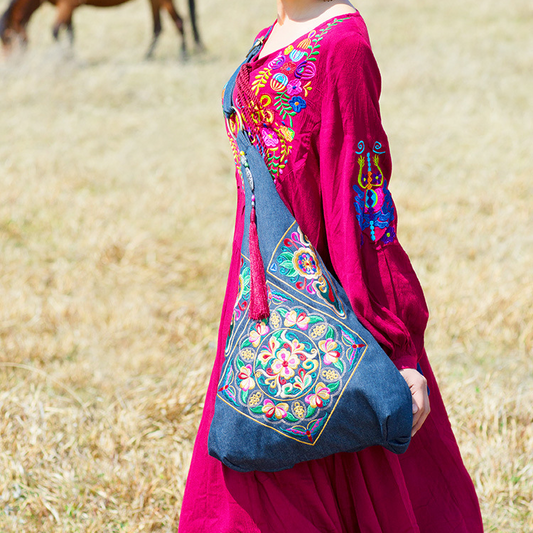 Tibetan Embroidery Bag Ethnic Style Single Shoulder Bag Women'S Bag Retro Embroidery Wandering Bag Fashion Denim Canvas Bag
