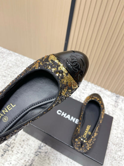 Chanel Coco Mark Ballet Flat Black with Gold in Lambskin 591379