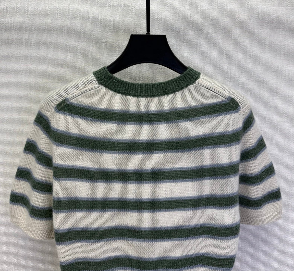 LP SHORT-SLEEVE SWEATER STYLE 219