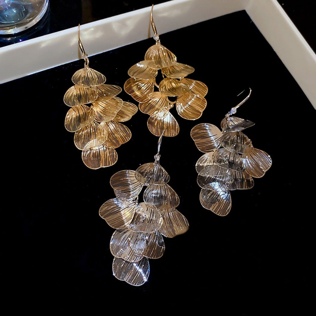 Earwish - Hollow Floral Fringe Earrings - Delicate &amp; Shiny
