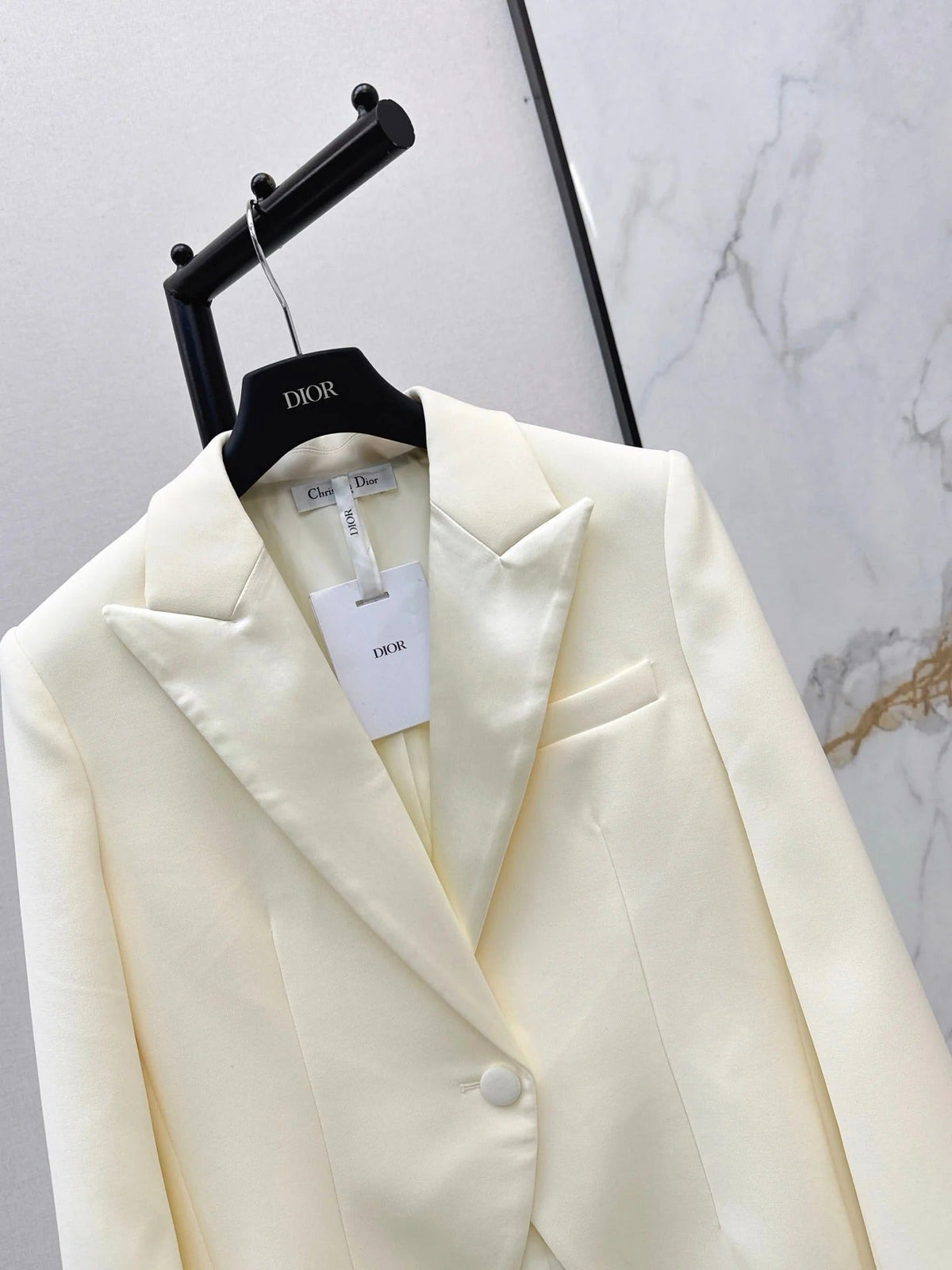 DIOR 25S TAILCOAT 610