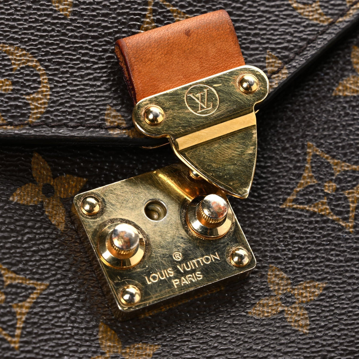 Monogram Pochette Metis