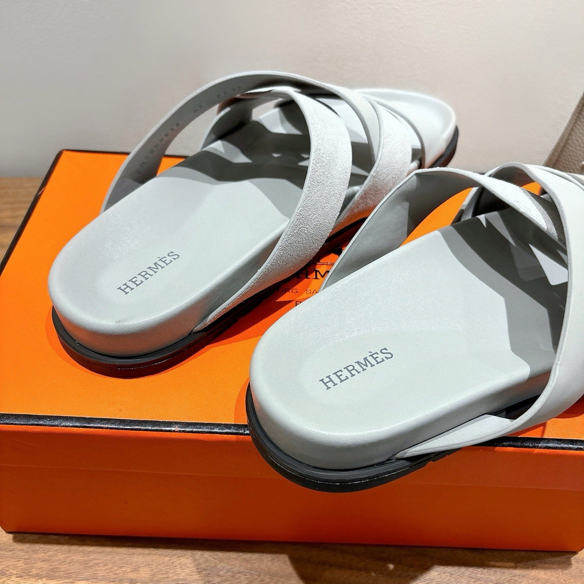 HM 25 Kazimir Sandal Calfskin Suede