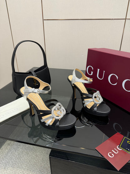 GG Pump 10.5cm With Crystal Interlocking G Black Sliver Leather