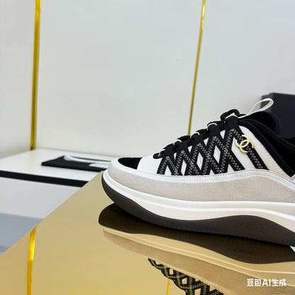 CC 25 Boutiques Sneaker Black White Light Grey Suede Fabric