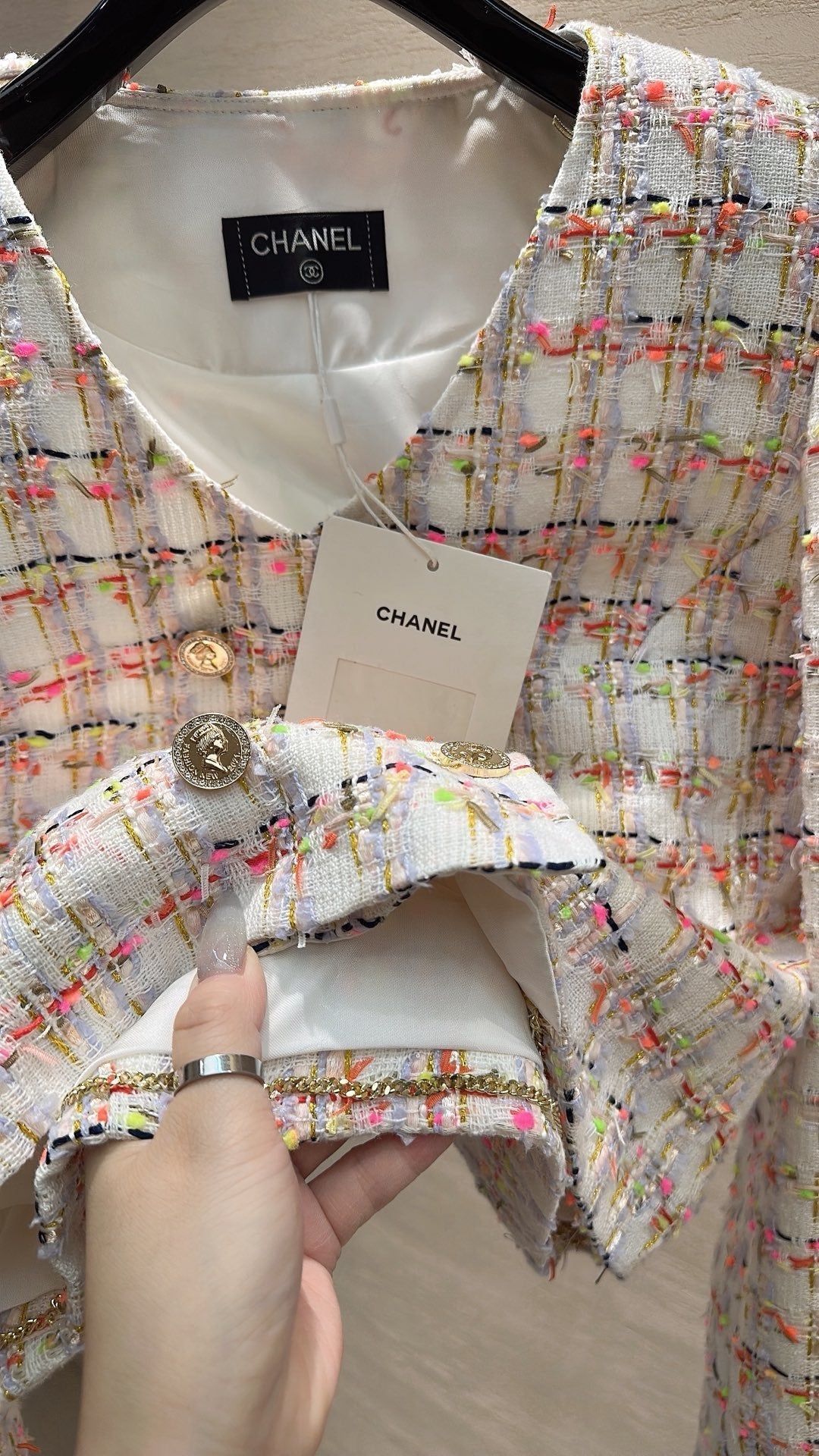CHANEL SPRING ROMANTIC JACKET IVORY MULTICOLOR IN TWEED