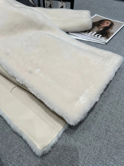 CHANEL 25S SHEEP FUR COAT 506