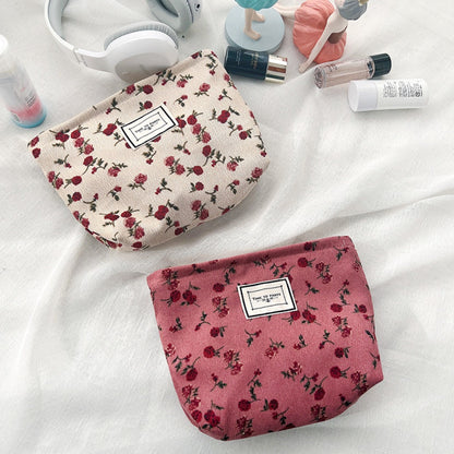 Cosbai - Rose Pattern Corduroy Makeup Bag