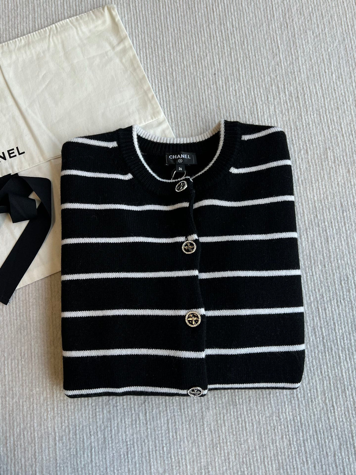 CC 25 Cardigan Black Cashmere 227225