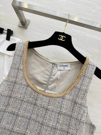 CC 26s Classic Dress Beige-Grey Tweed 352291