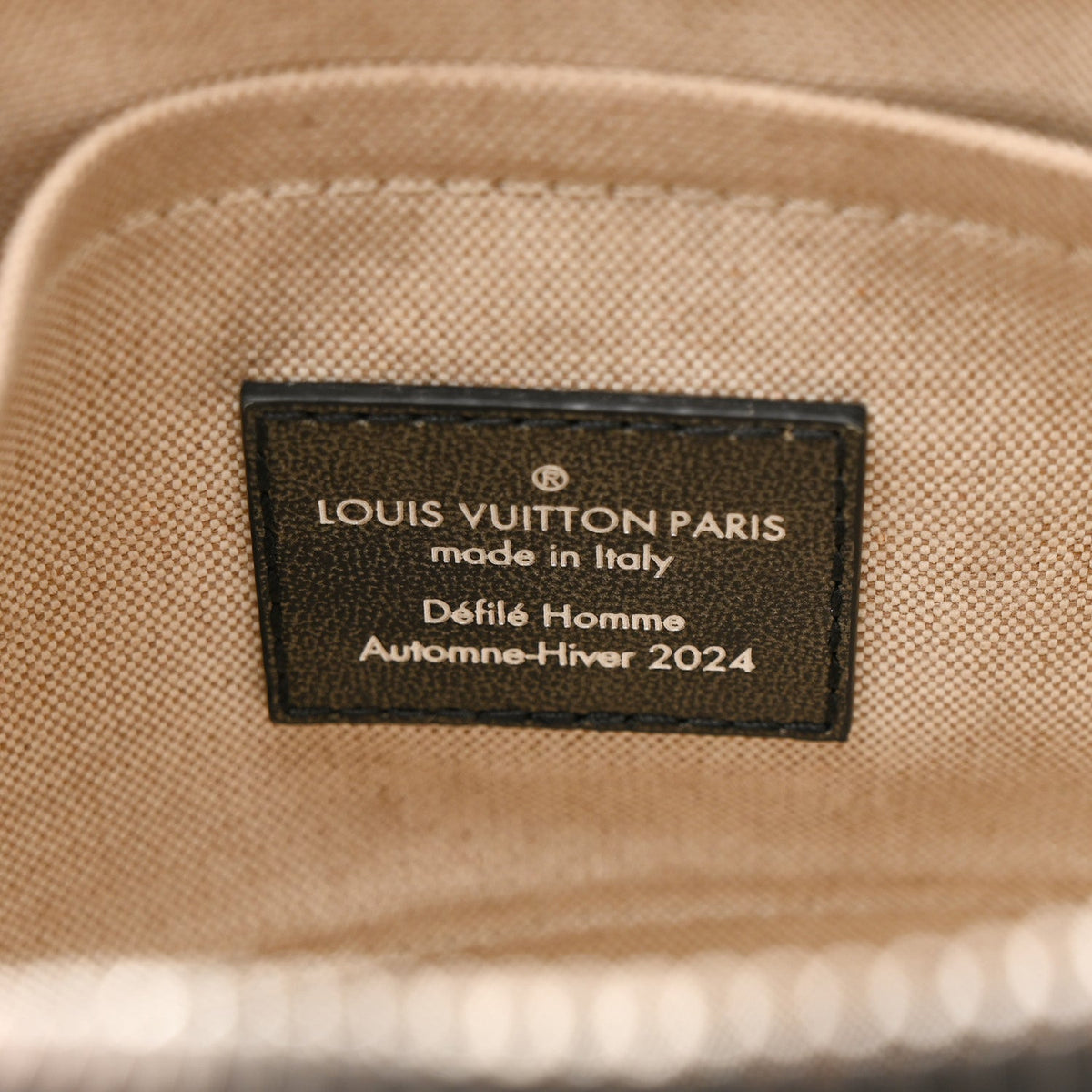 Brushed Monogram Eclipse Keepall Bandouliere 25