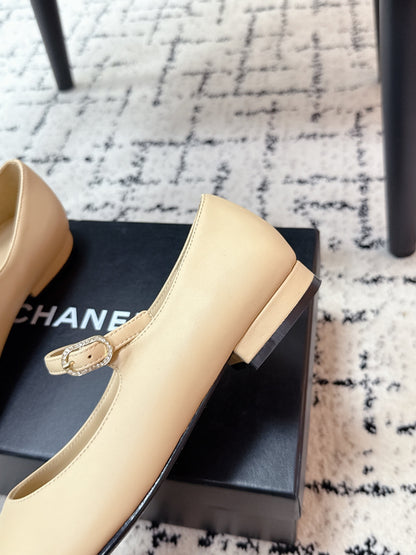 CC 25B MaryJane Shoes Black Beige Sheepskin