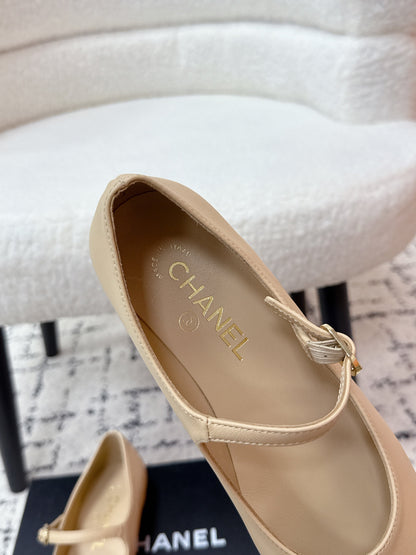 CC 25B MaryJane Shoes Black Beige Sheepskin
