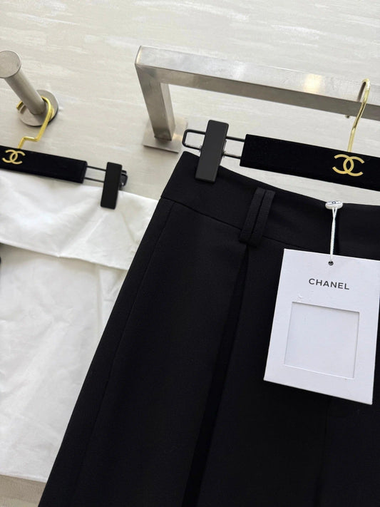 CHANEL 25S WIDE-LEG STRAIGHT PANTS 637