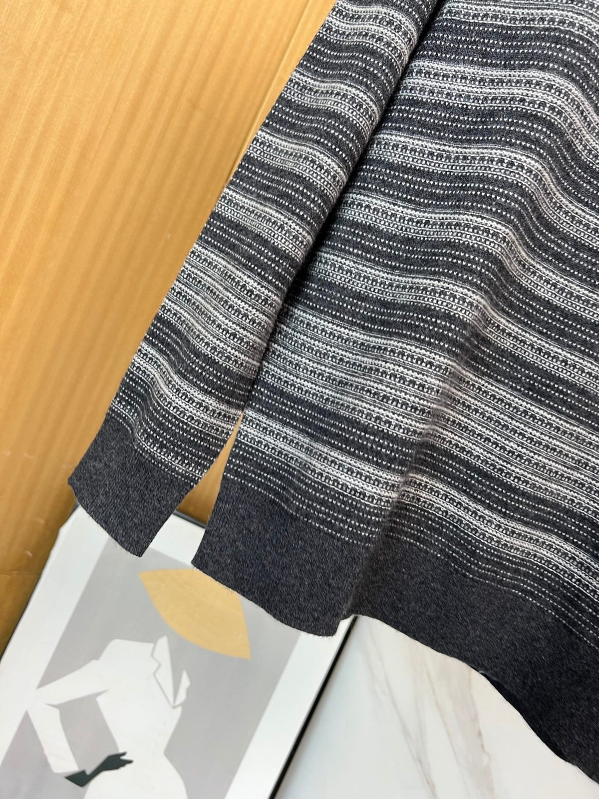 LP CREW NECK SWEATER STYLE 159