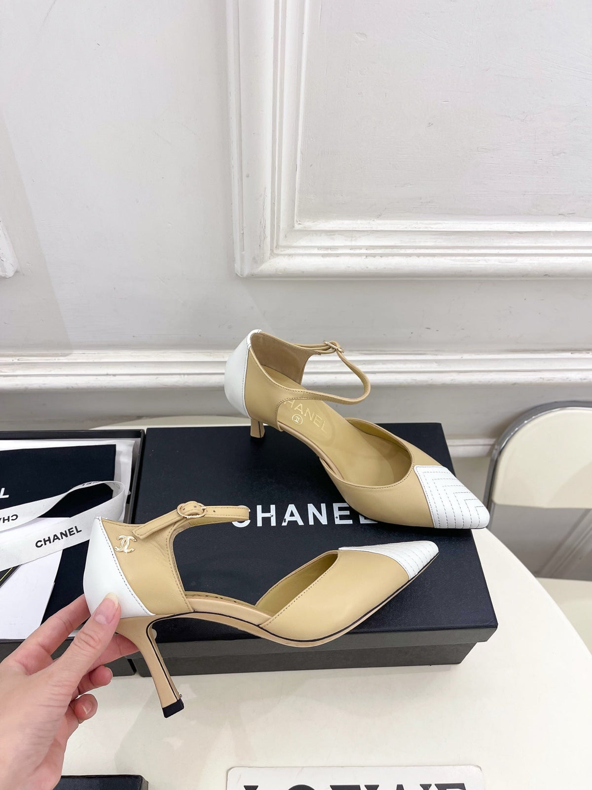 CC 26 SS Double C Slingback 7.5cm Beige White Calfskin 586936