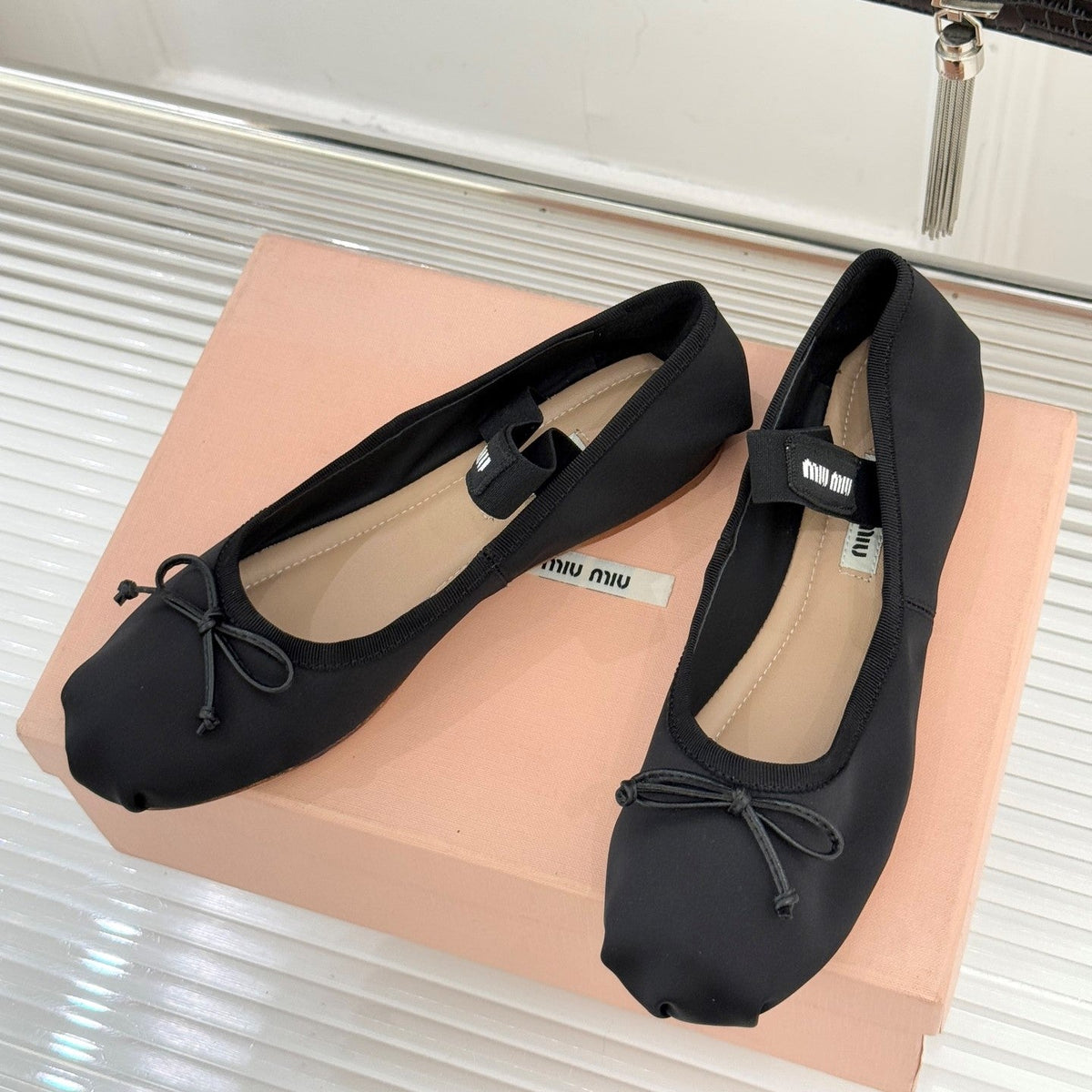 Miu Classic Bow Letter Ballet Black Satin