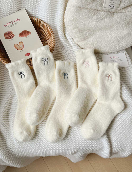 Winter Plush Solid Color Bow Embroidery Crew Socks