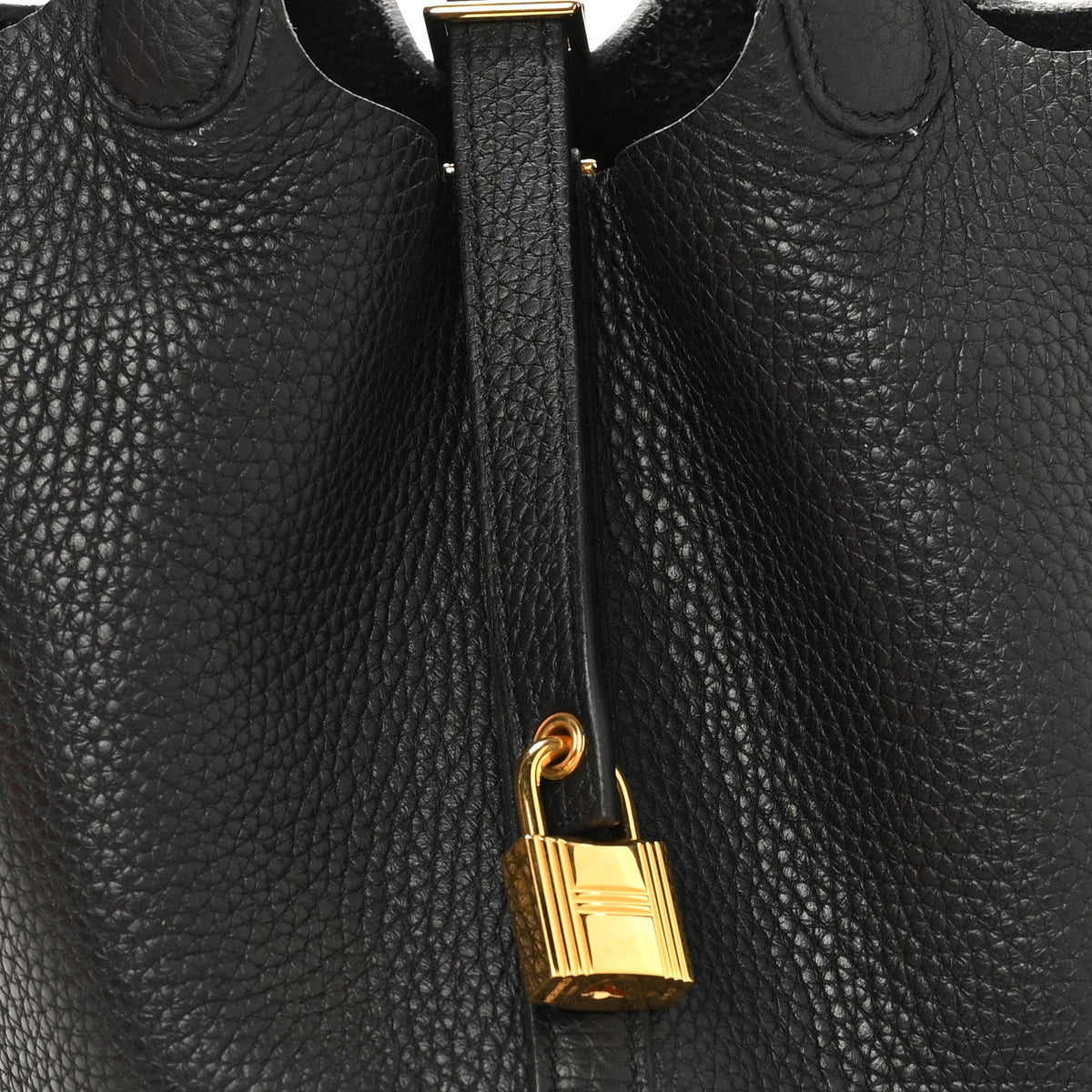Taurillon Clemence Picotin Lock 18 PM Black