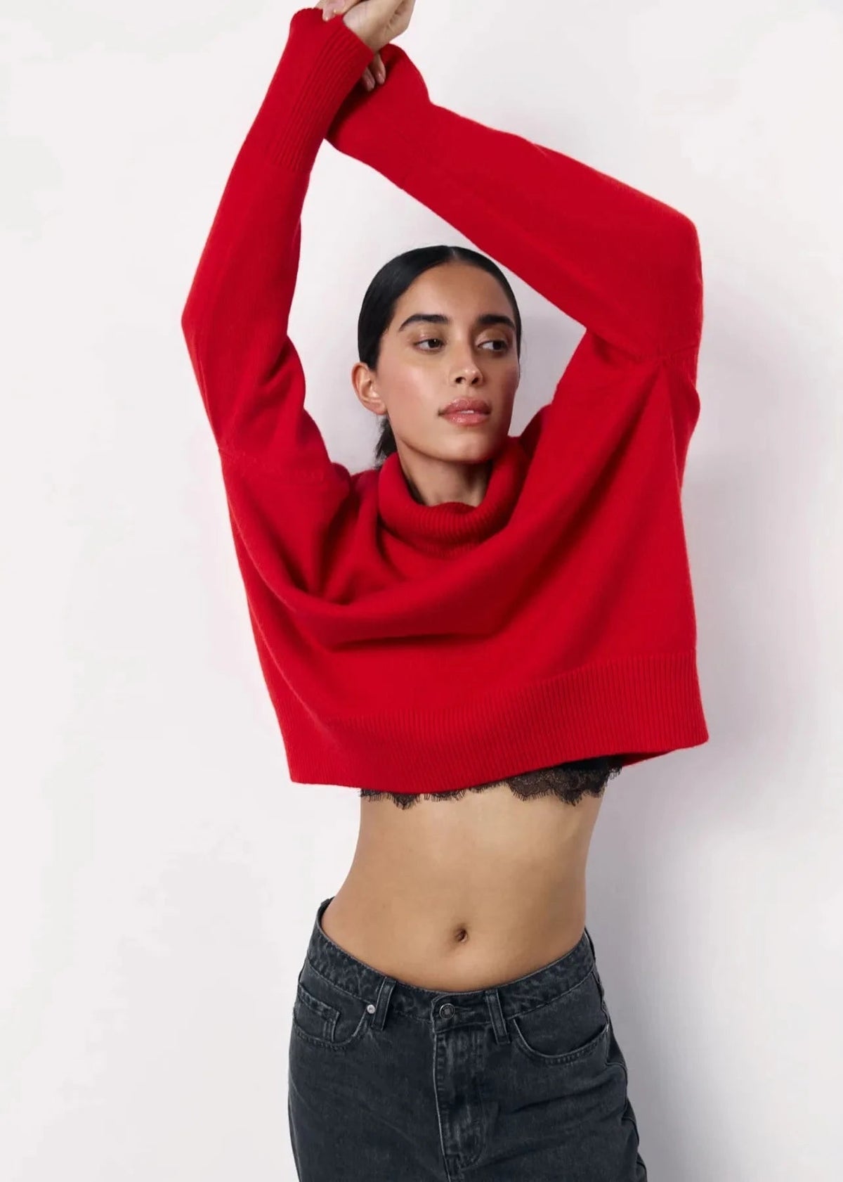 Turtleneck Knit Sweater In Soft Red Fabric