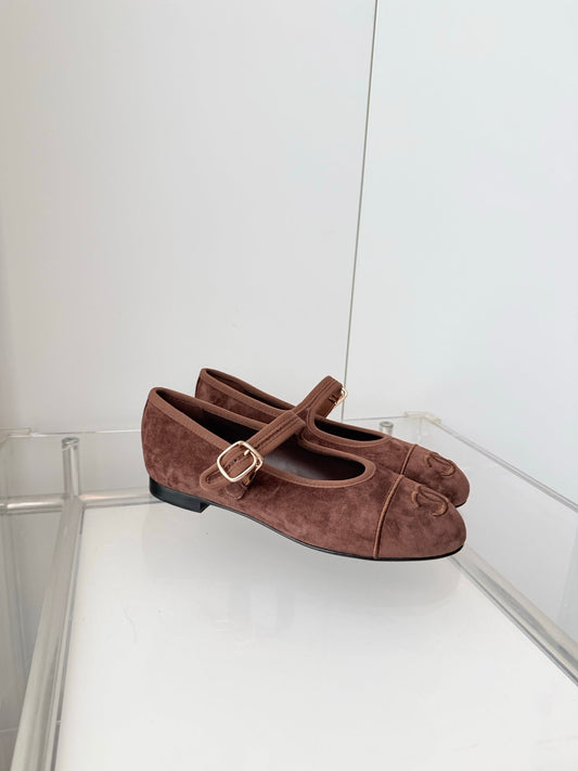 Chanel 26 Mary Jane Shoe Brown in Suede 597378