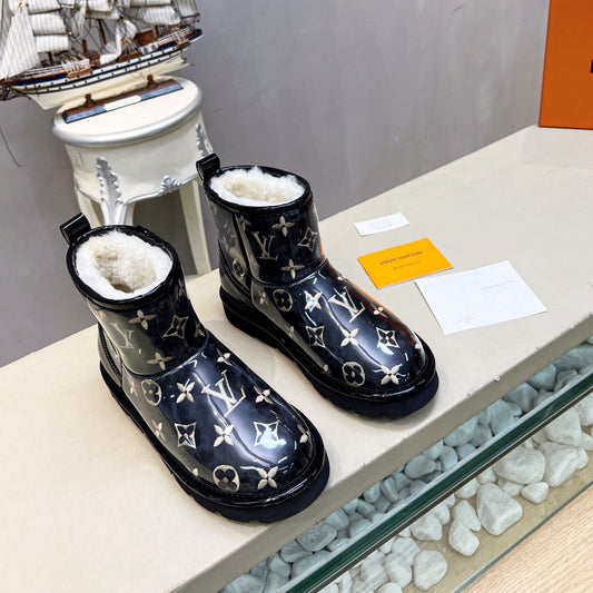 LV 25 Snow Boots Black Monogram PVC Wool