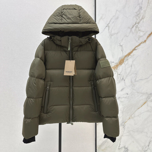 Burberry 25 Hooded Jacket Khaki Green Nylon Down 00640
