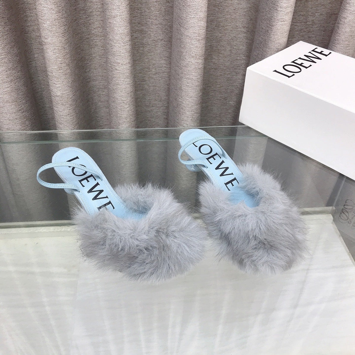 Loewe 25SS Fur-lined Mule 60 Blue in Fox Fur 597439
