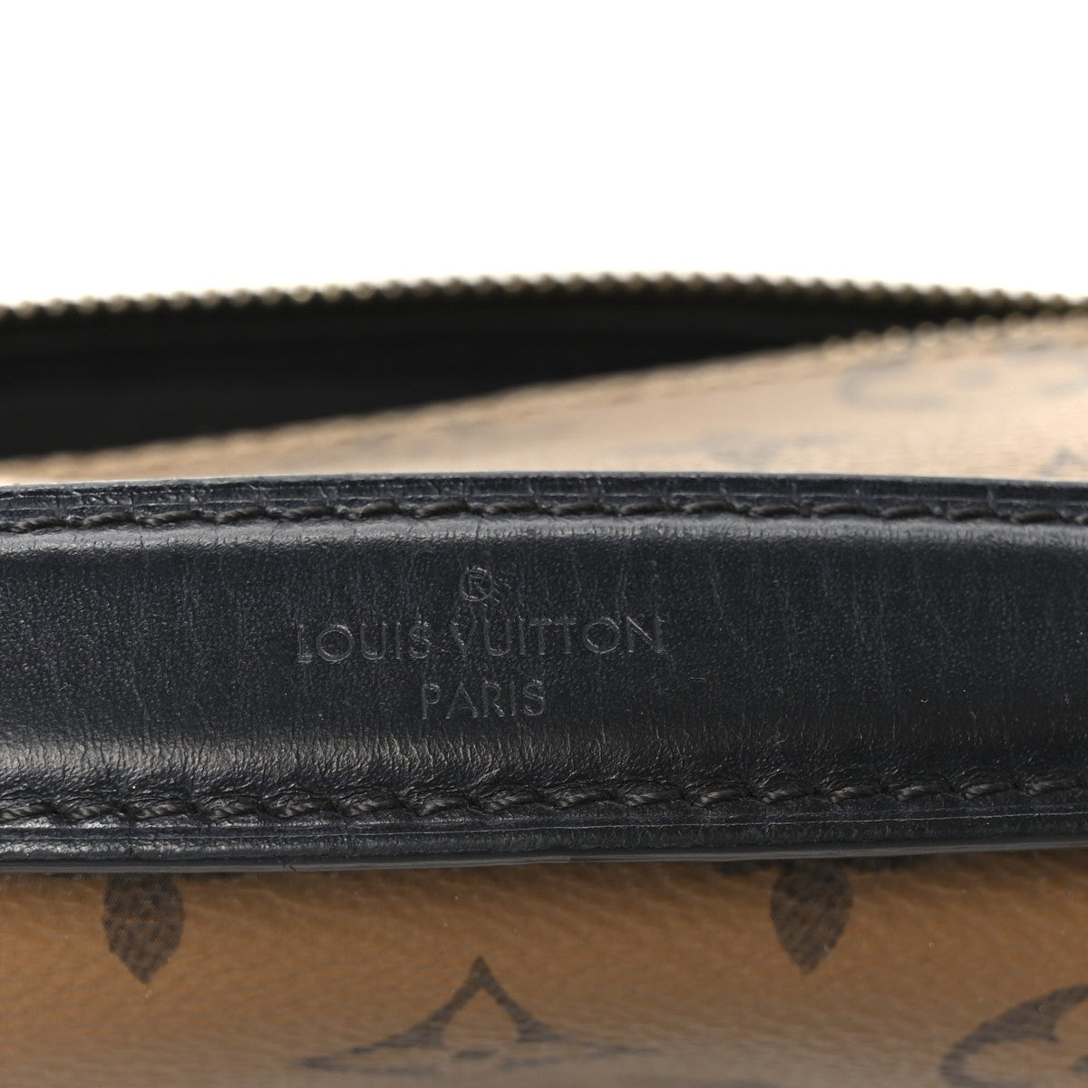Reverse Monogram Pochette Metis