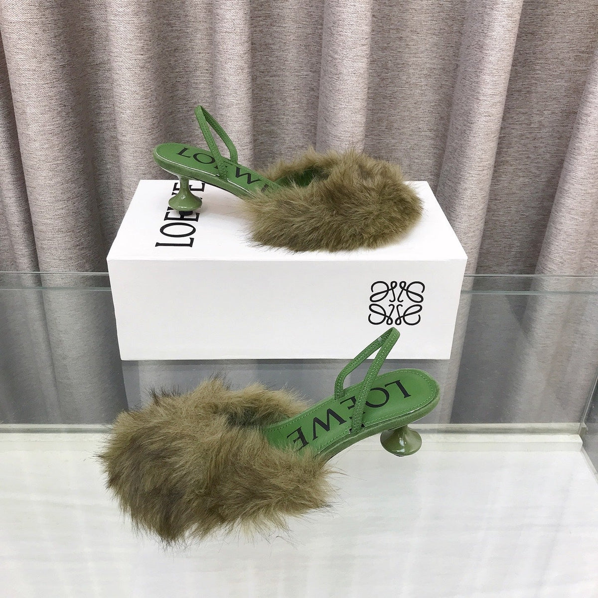 Loewe 25SS Fur-lined Mule 60 Green in Fox Fur 597438