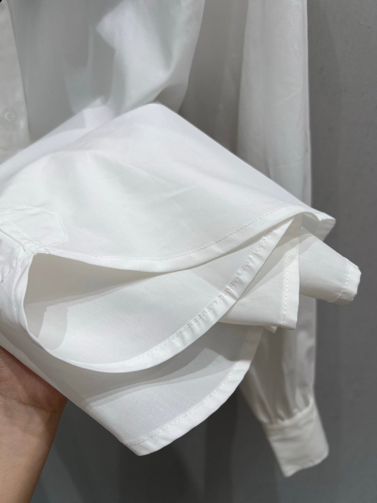 Prada 25 Long-sleeved Shirt White Cotton 218025