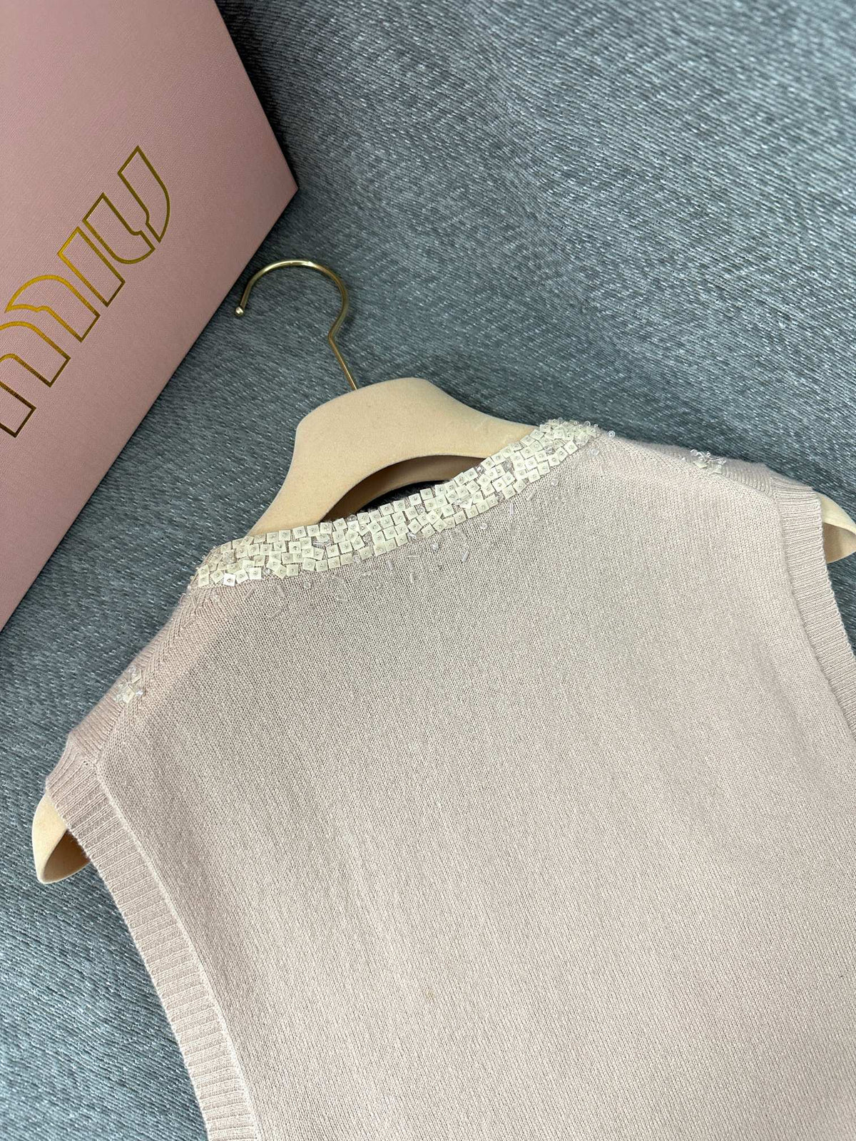 Miu Sequin Sleeveless Top Beige Wool 345347