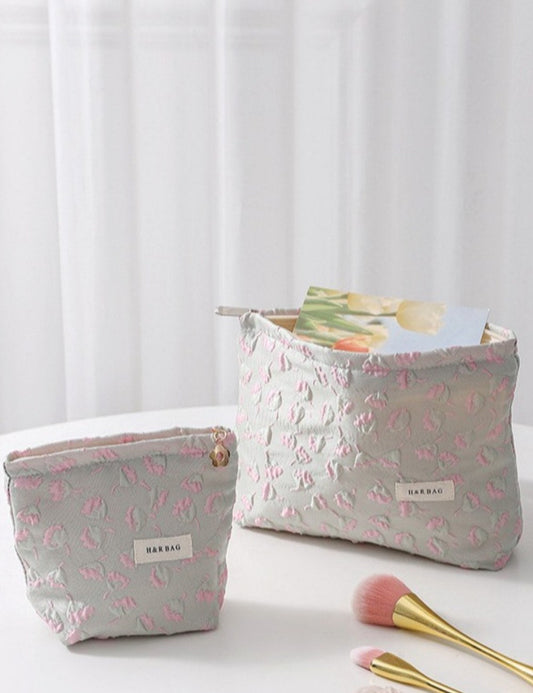 Simple FloralÂ Jacquard Sweet Cosmetic Bag