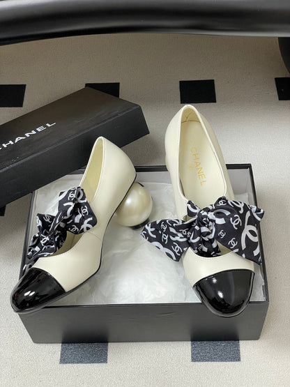 CC 26 Double C Pearl Heel Pump With Silk Ribbon White Sheepskin 593157