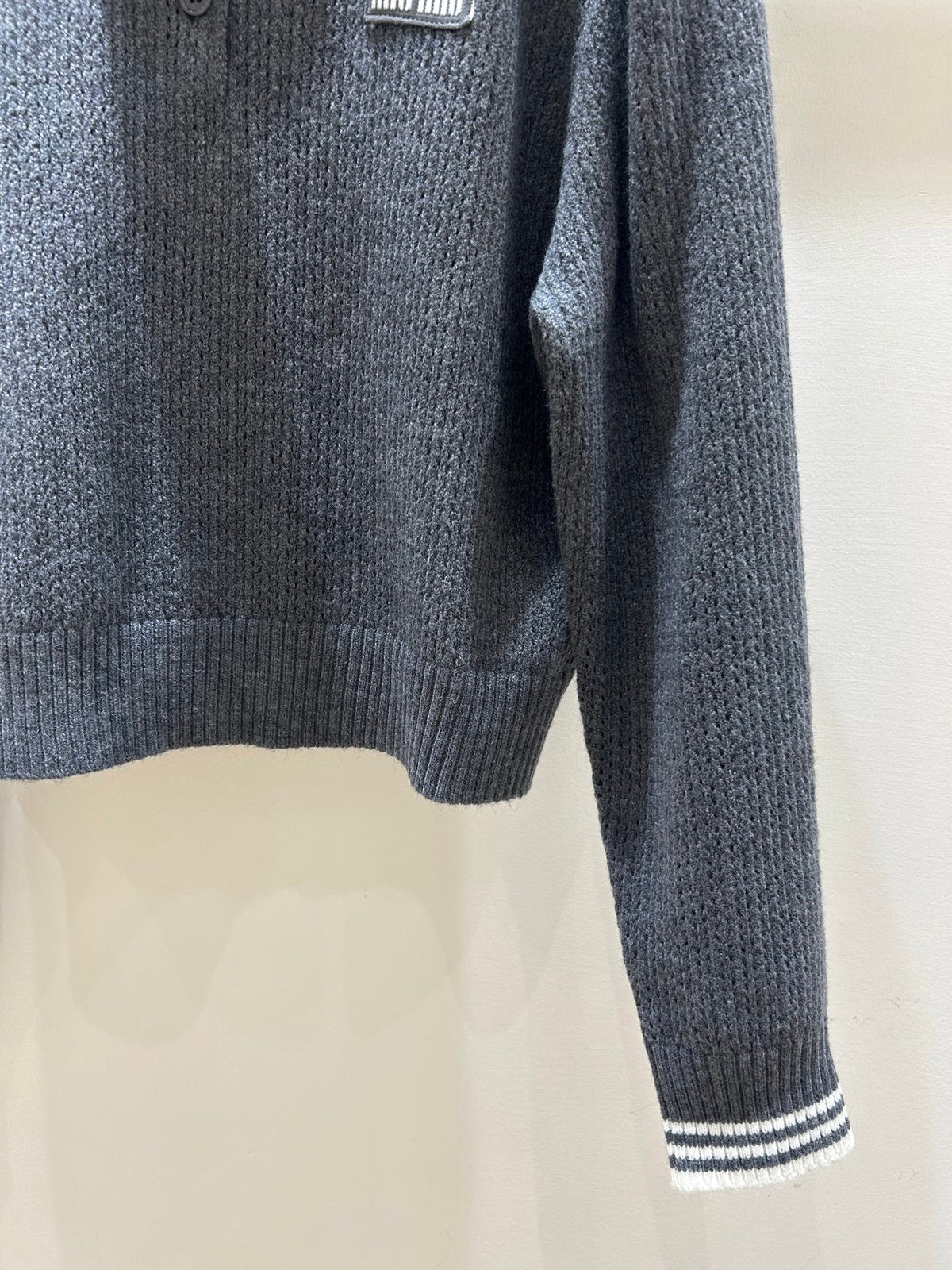MIUMIU SWEATER STYLE 632