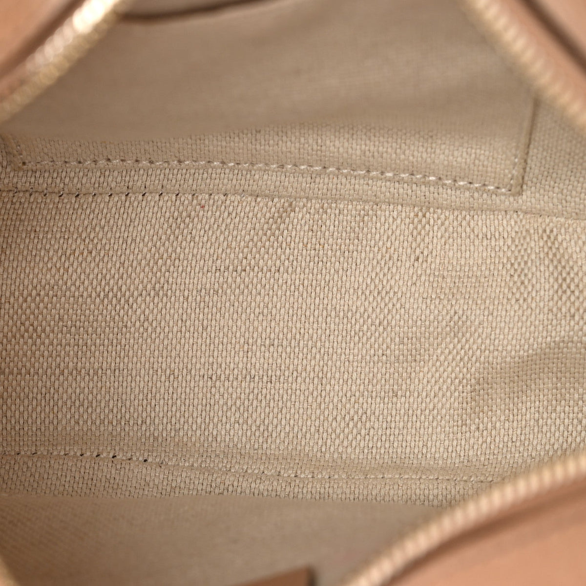 Pebbled Calfskin Small Soho Disco Bag Camelia