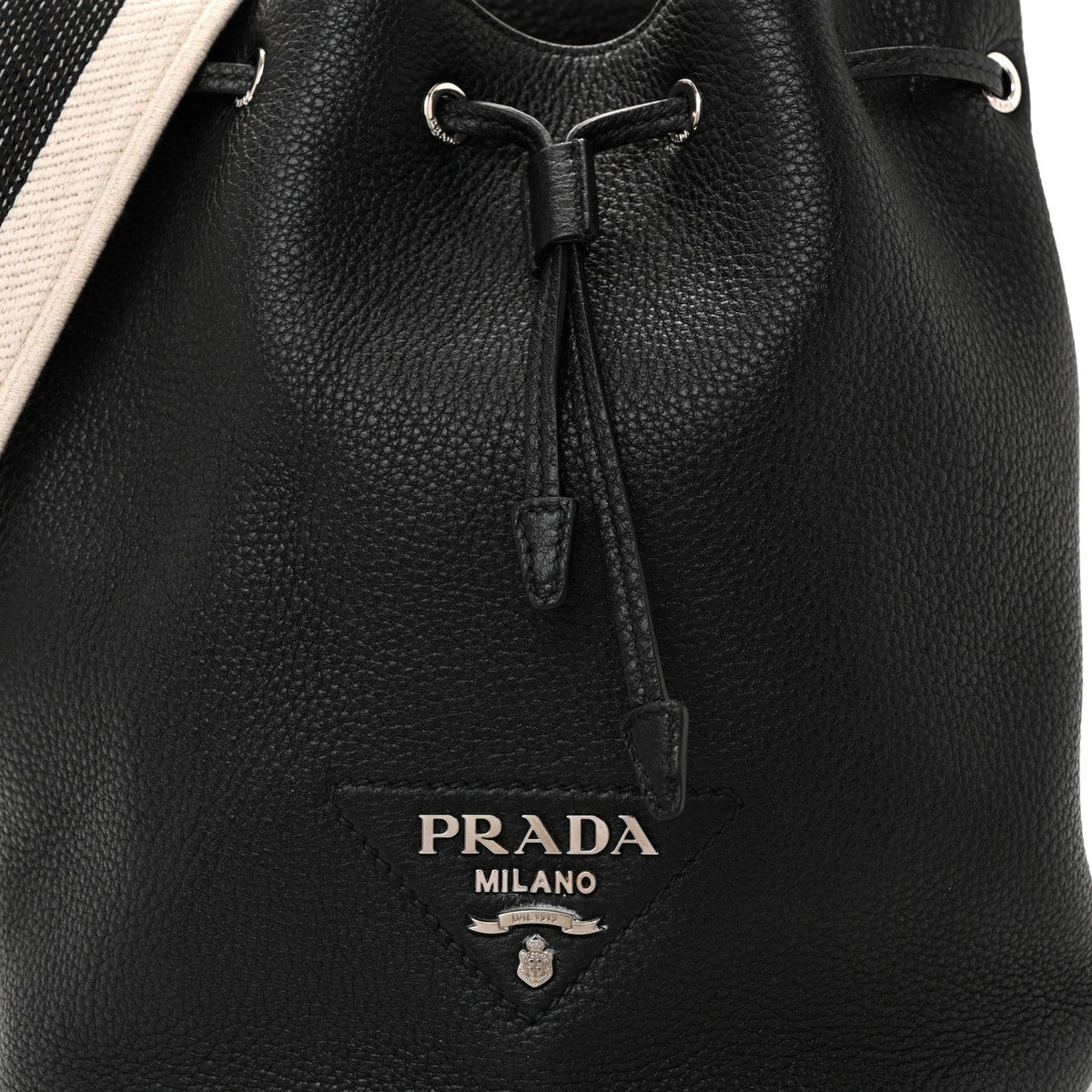 Vitello Daino Soft Drawstring Bucket Bag Black