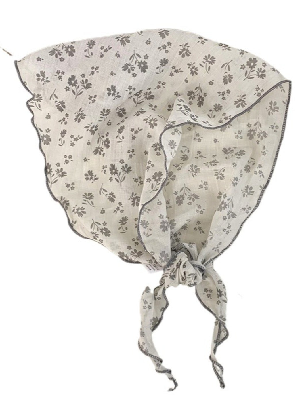 Scarvii - Triangular Headscarf with Small Floral Patterns