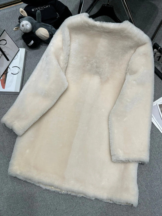 CHANEL 25S SHEEP FUR COAT 506