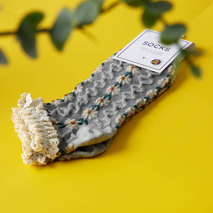 Rufia - Summer Floral Pattern Lace Trim Low-Cut Socks