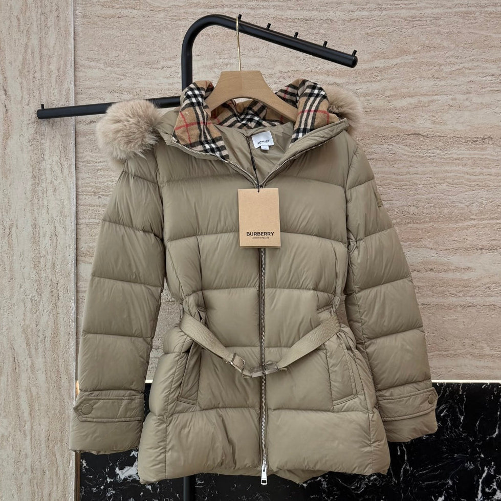 Burberry 25 Fur Collar Plaid Slim-fit Beige Jacket Polyester Down