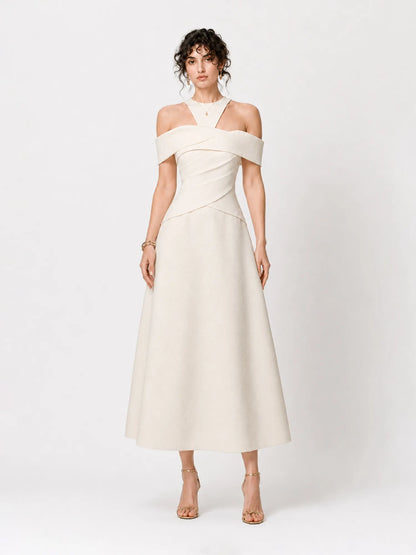 Lila Elegant Off-Shoulder Maxi Dress with Fitted Waist
