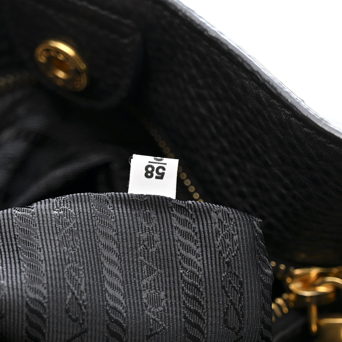 Vitello Daino Tote Black