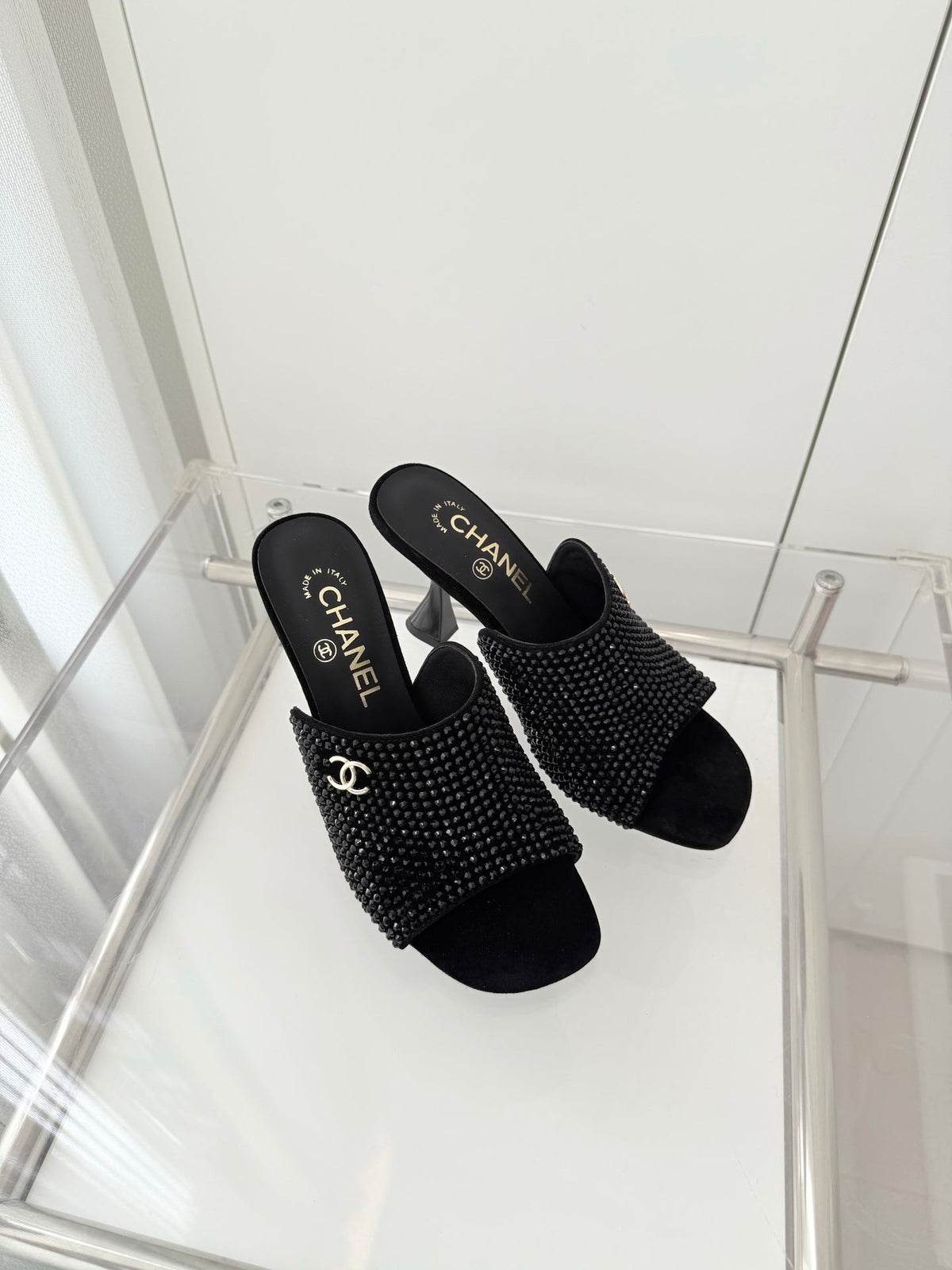 CC 26 Sandal 90 Black Rhinstone Deer Hide 597375