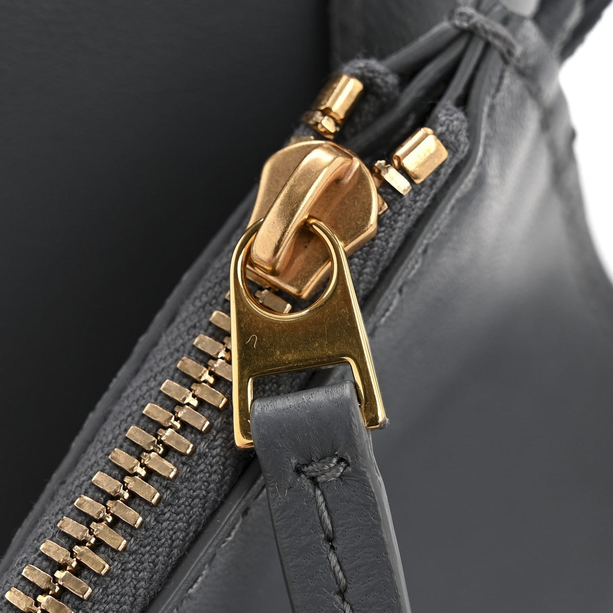 Nappa Maxi Intrecciato Arco Tote Thunder