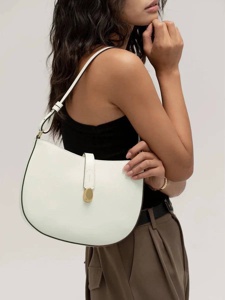 Elowen Clock Bag In Leather