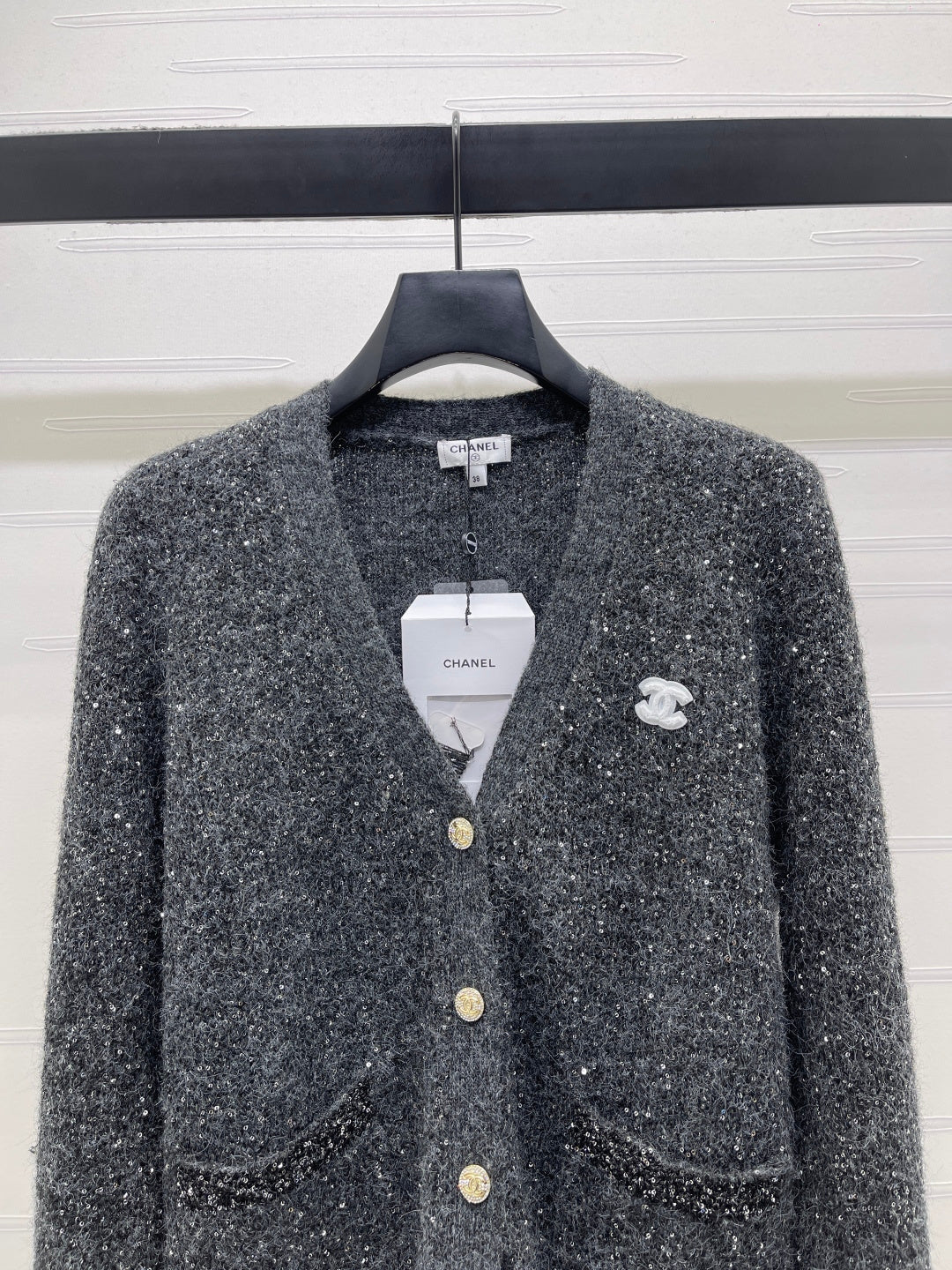 CC 26s Sequined V-Neck Cardigan Sweater Grey 344109