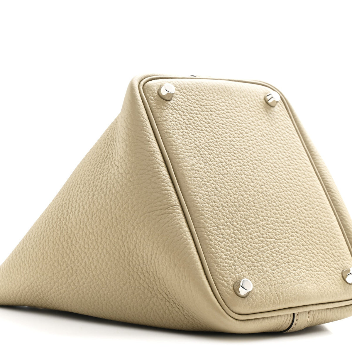 Taurillon Clemence Picotin Lock 18 PM Beige Marfa
