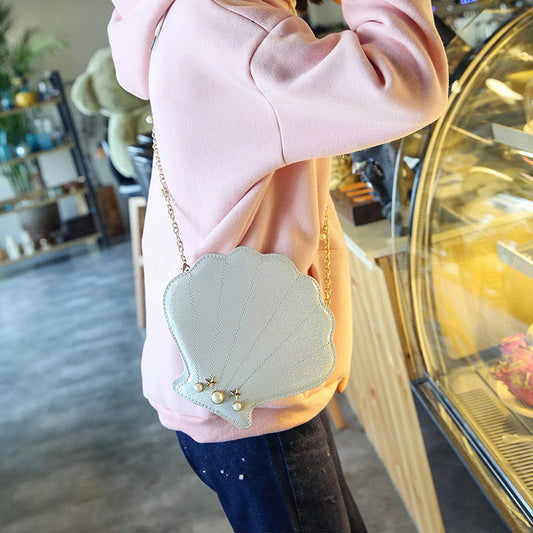 Laser Shell Bag with Pearl Chain Trendy Crossbody Purse