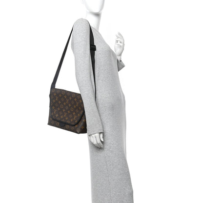 Monogram Macassar Magnetic Messenger